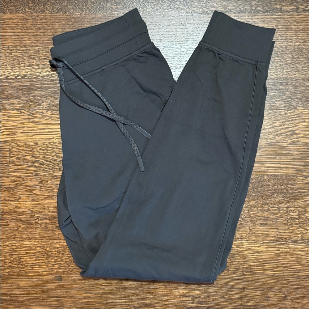 LULULEMON joggers grey size small
